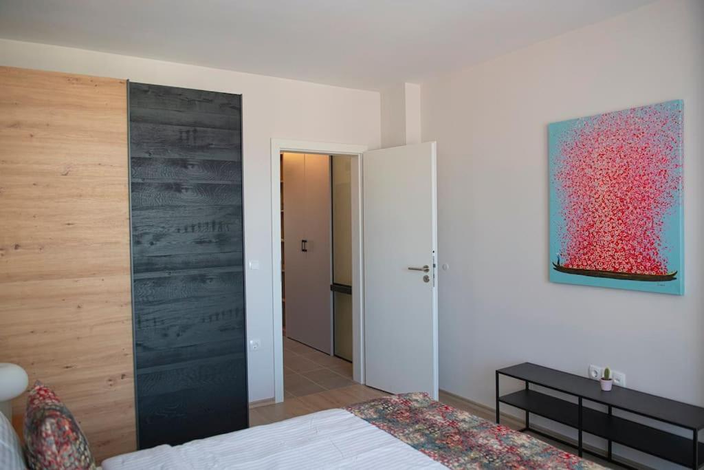 New York: A Spacious Modern Apartment With Parking Sofia Exteriör bild