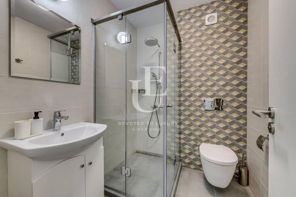 New York: A Spacious Modern Apartment With Parking Sofia Exteriör bild